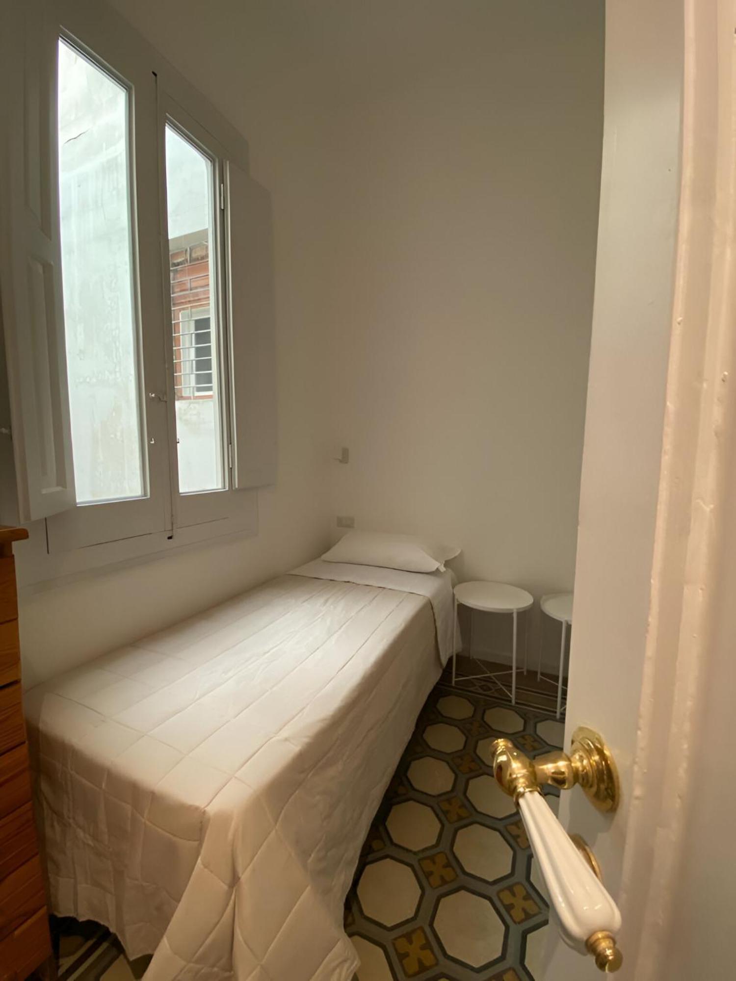 Bari Landlord 242 - Central Station Apartments Екстериор снимка