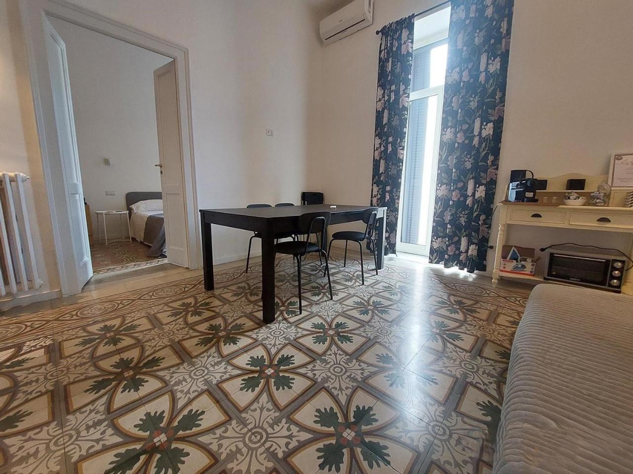 Bari Landlord 242 - Central Station Apartments Екстериор снимка